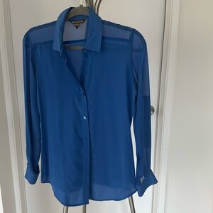 Ladies, blue silk shirt size extra small, Tommy Bahama